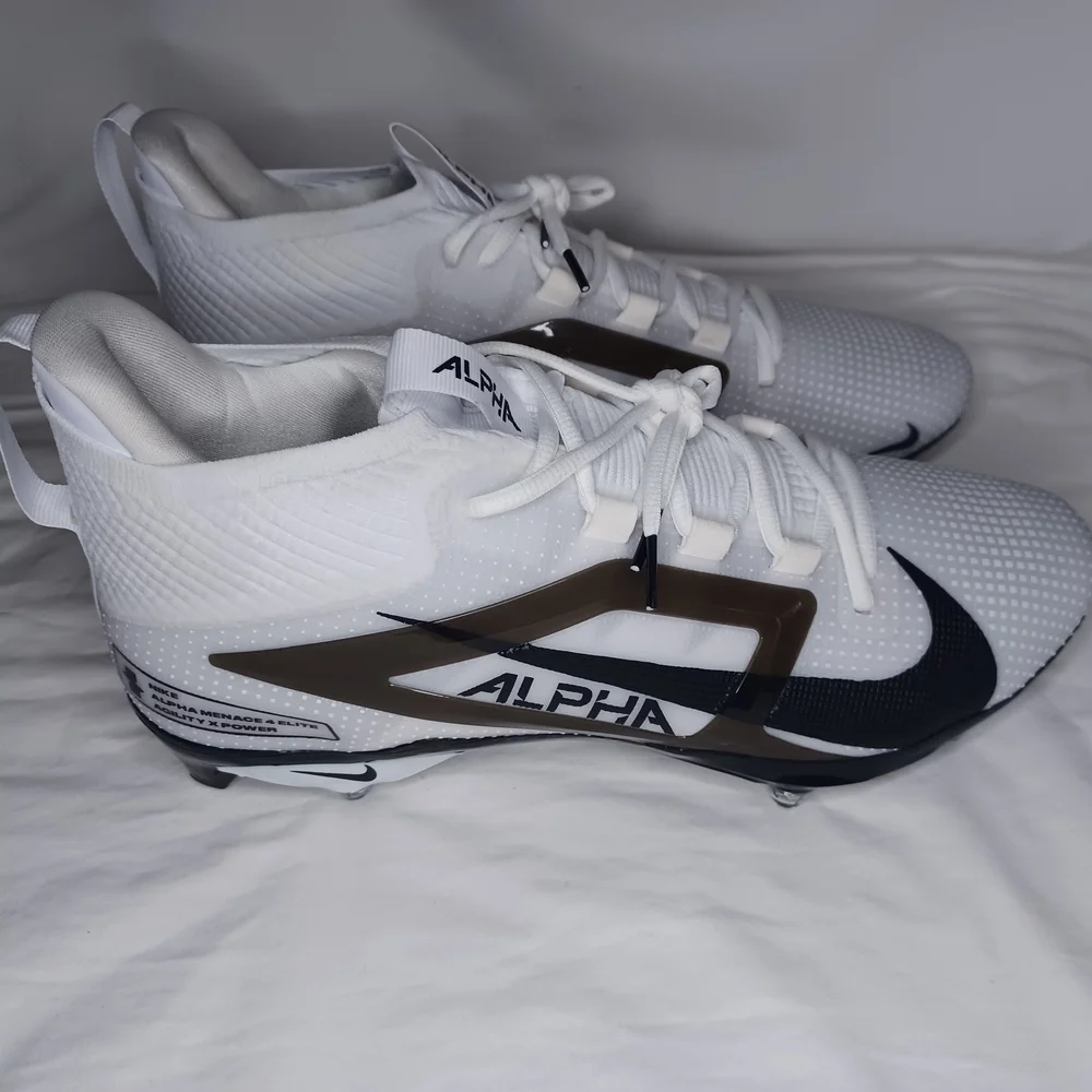 NWOT Nike Alpha Menace Elite TB Mens Football Cleats 13.5 W White/Black
